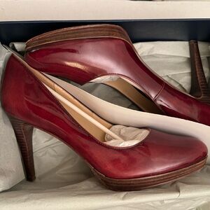 Brand New Cole Haan heels - Maroon/Wine - Size 10 - Nike Air technology
